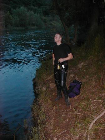 27052001048.jpg